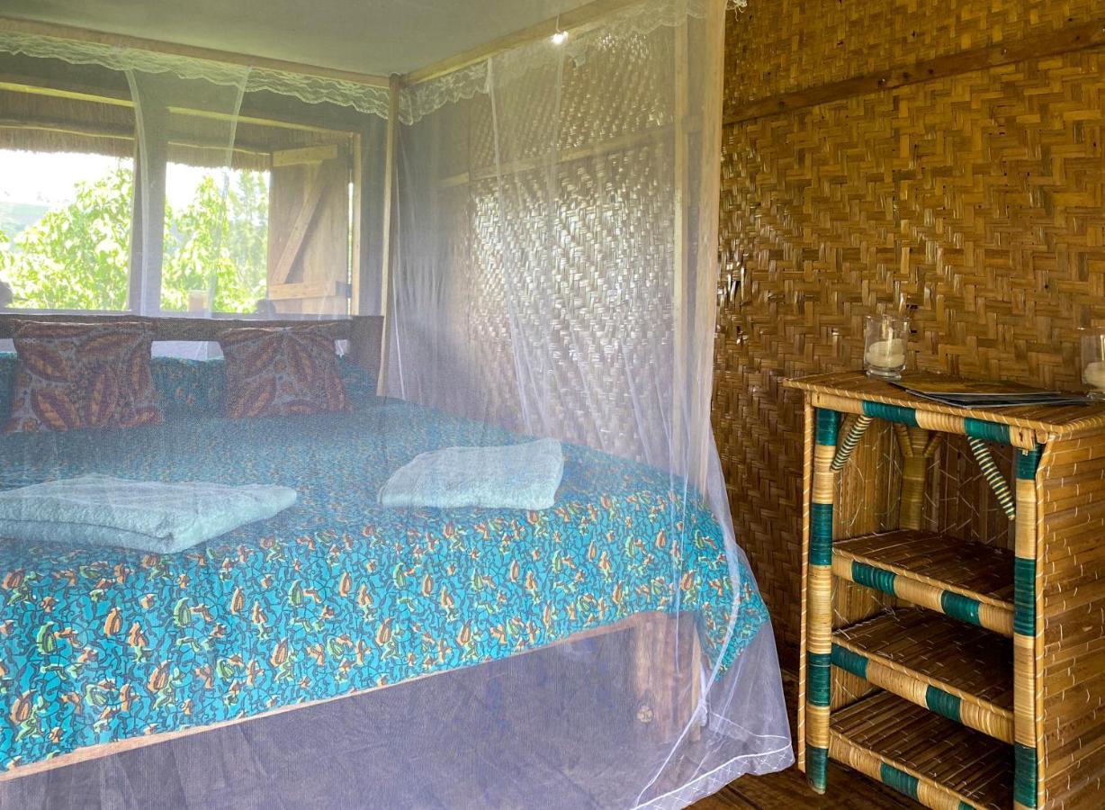 Mwamba Kelele Lodge Fort Portal Exterior photo