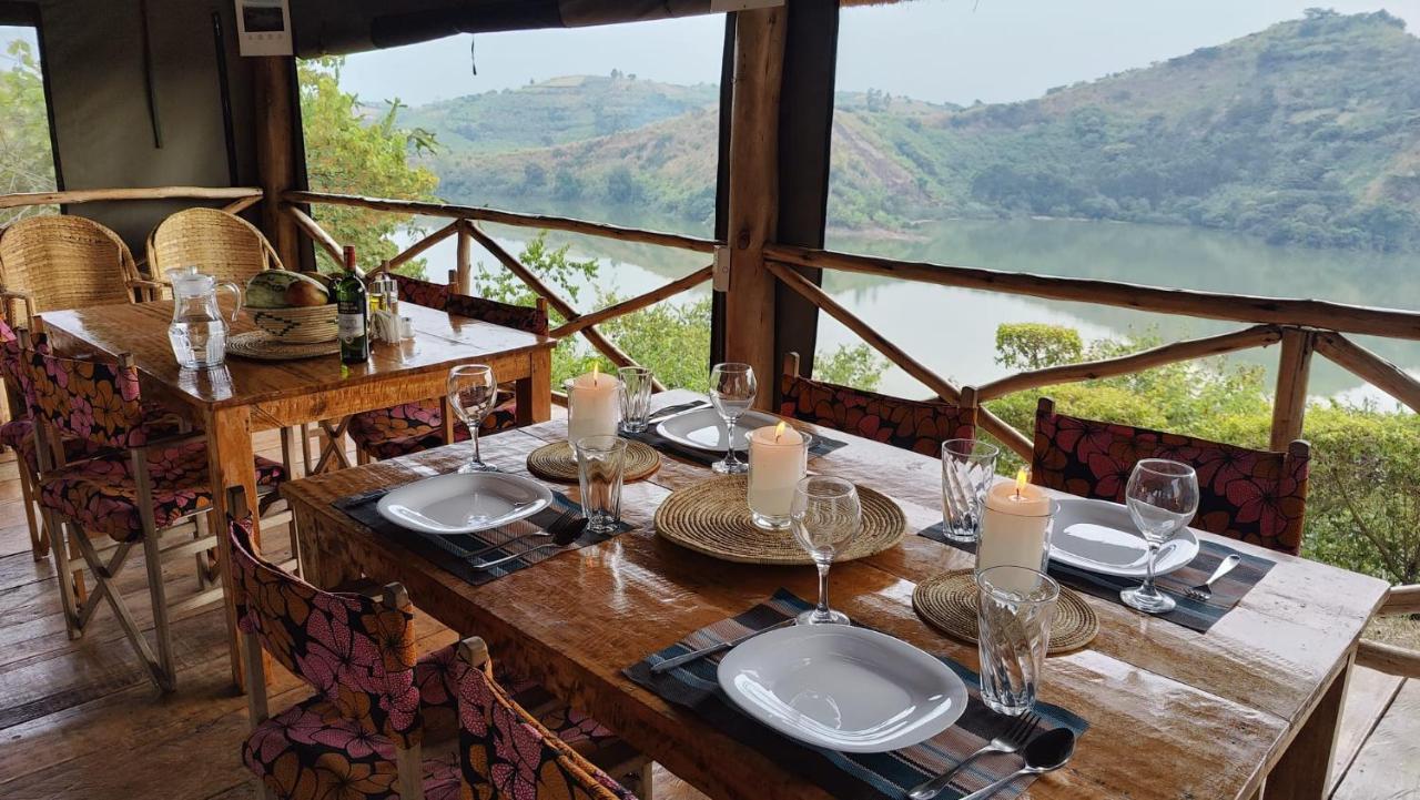 Mwamba Kelele Lodge Fort Portal Exterior photo