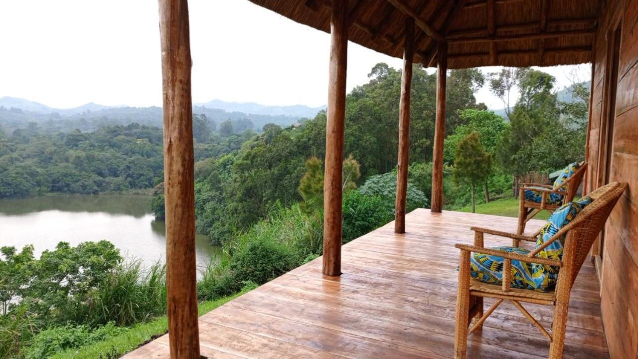 Mwamba Kelele Lodge Fort Portal Exterior photo